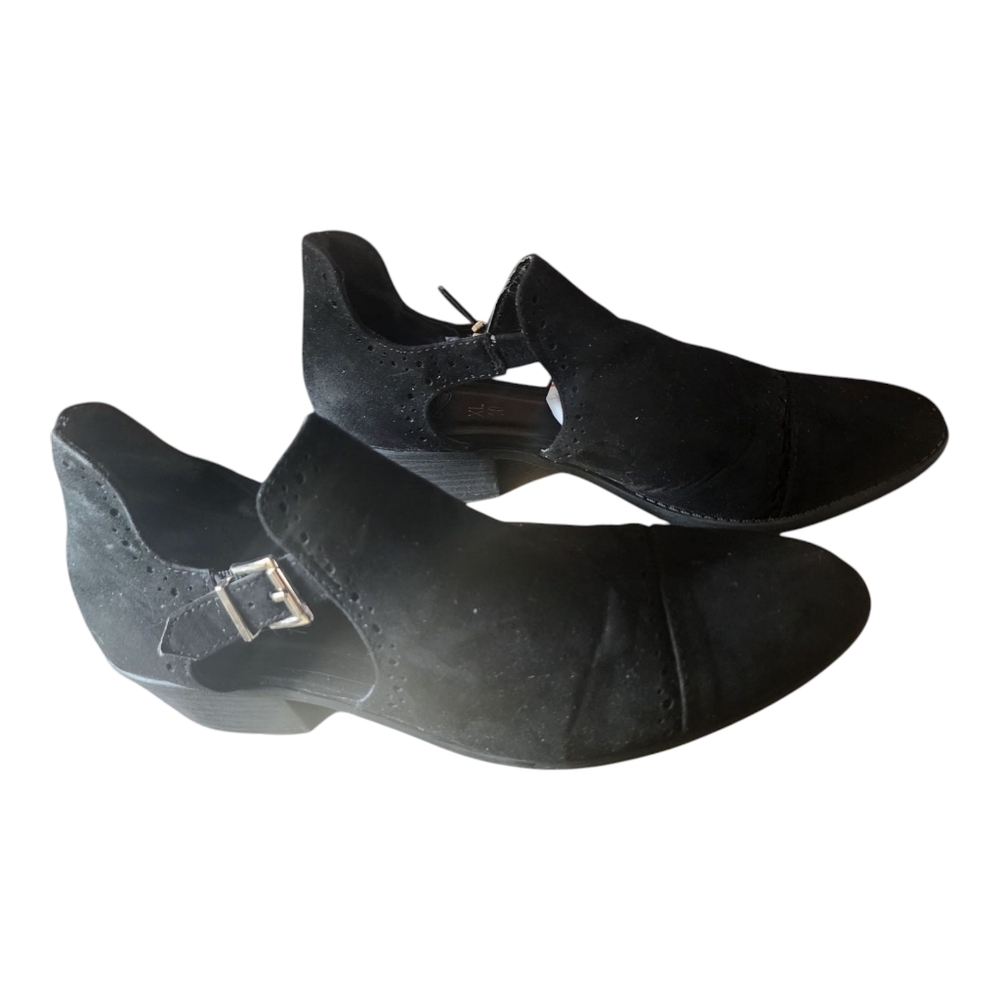 Etc! Women's Nlack booties Sixe 10